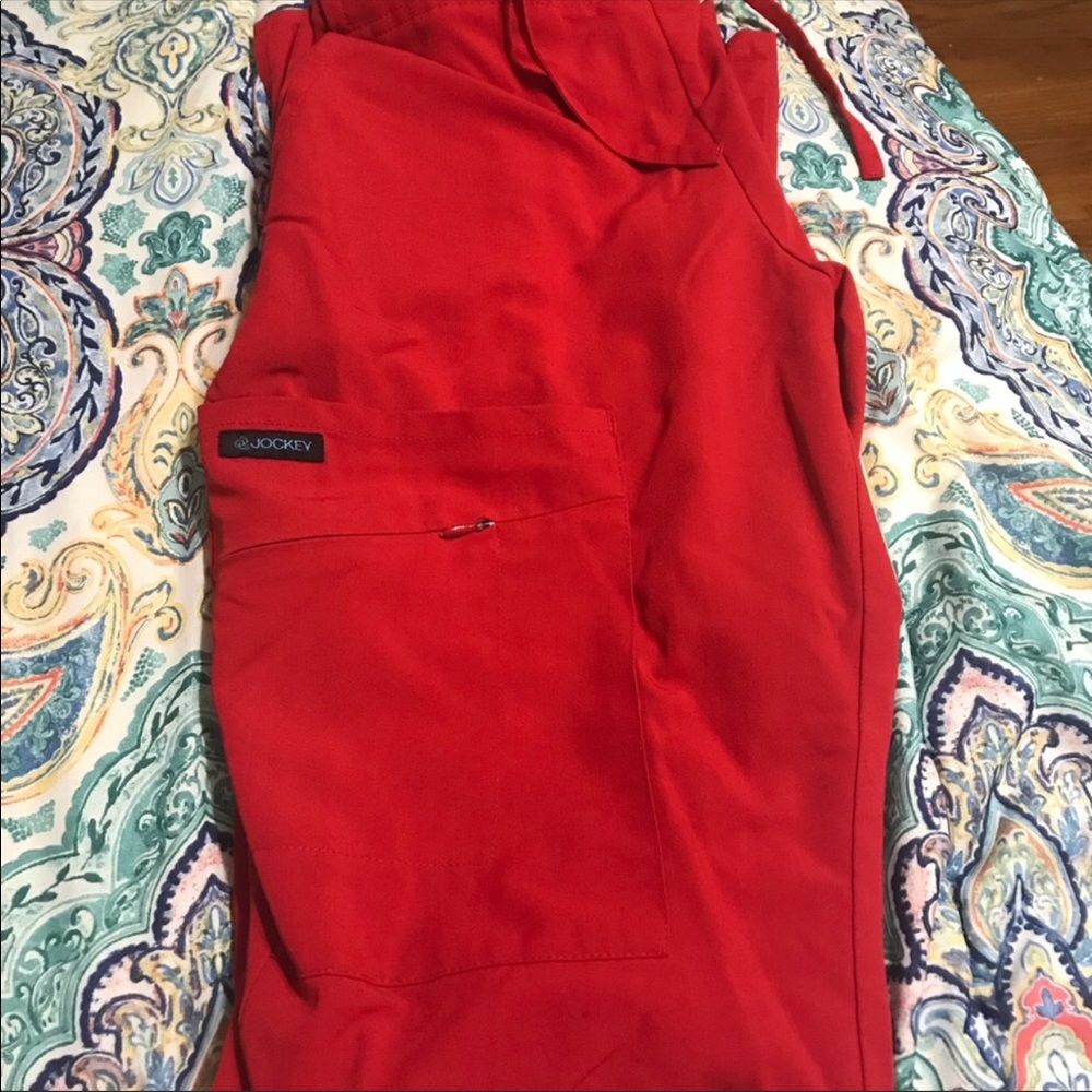 Xs tall pants and xs top jockey scrubs